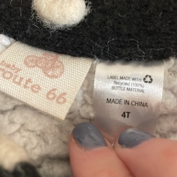 Coat - Picture 2 of 4